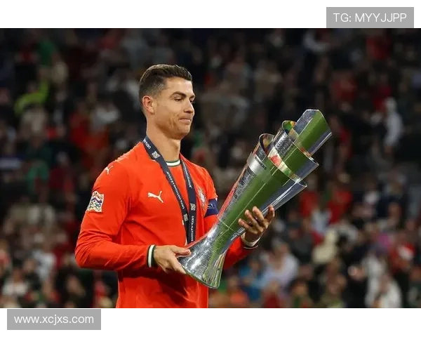 C罗领军逆转经典，葡萄牙队在激烈对决中状态回暖展现竞争力